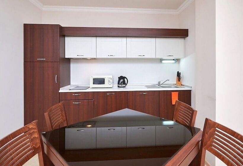 Penelopa Palace Apart Hotel & Spa