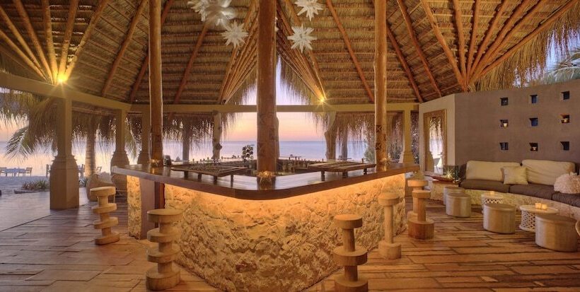 منتجع Azura Benguerra Island