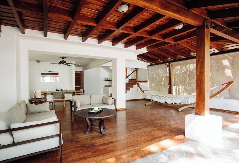 استراحتگاه Florblanca