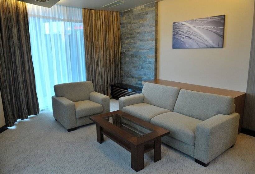 리조트 Four Points By Sheraton Kecskemét Hotel és Konferenciaközpont