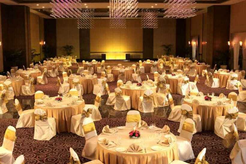 منتجع The Retreat Hotel & Convention Centre