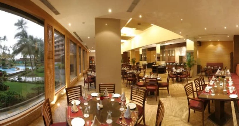 منتجع The Retreat Hotel & Convention Centre