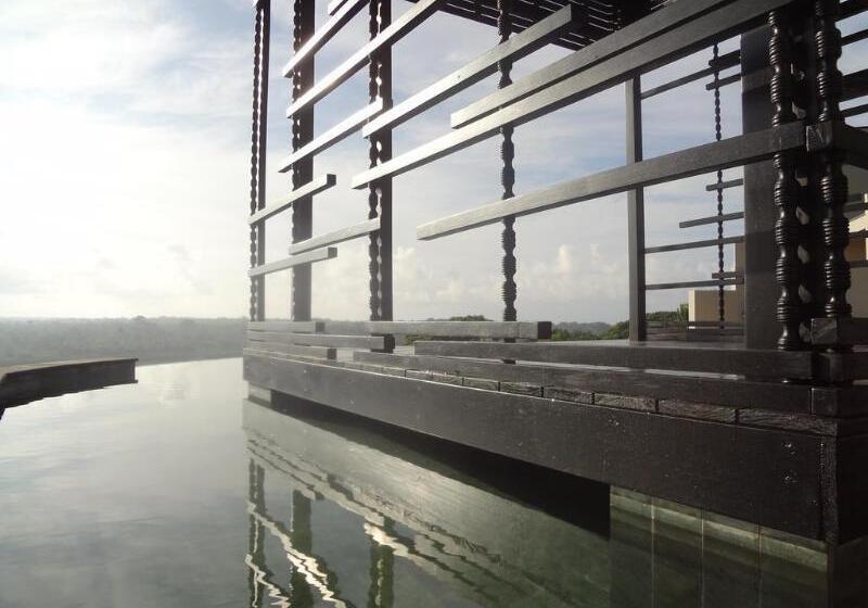 استراحتگاه The Terraces Boutique Apartments