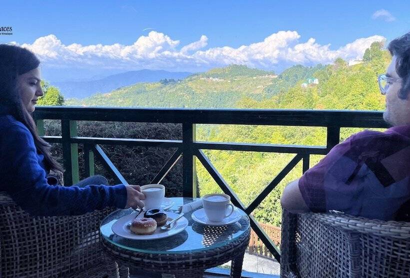 منتجع The Terraces