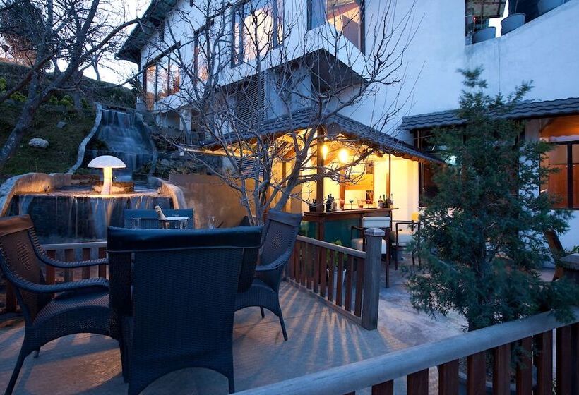 منتجع The Terraces