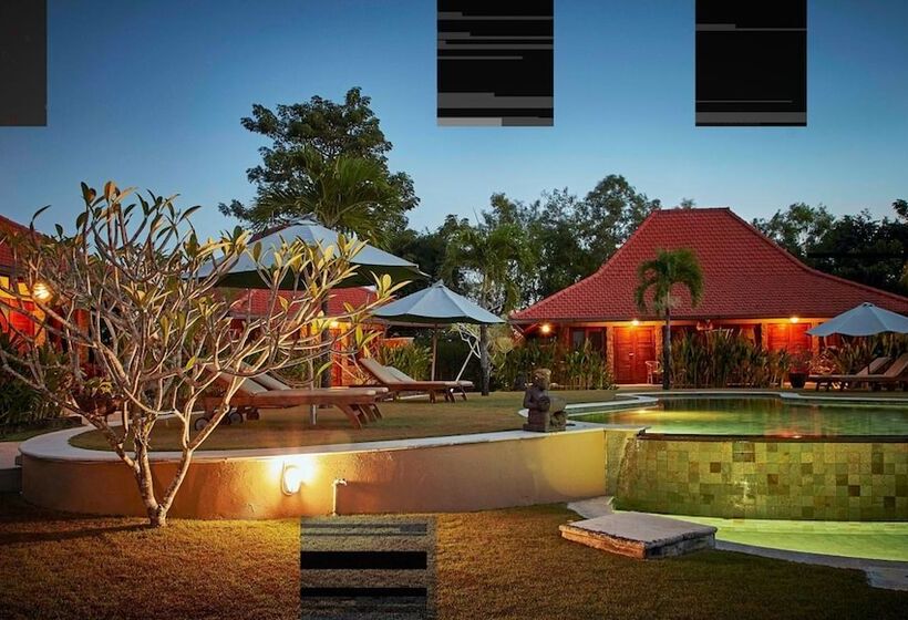 リゾートホテル Three Monkeys Villas