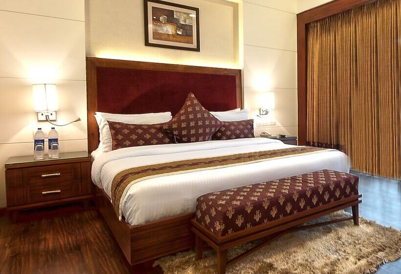 The Golden Palms Hotel And Spa