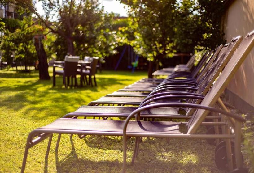 Wellness Hotel Kager Harkány