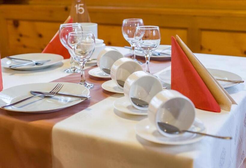 Wellness Hotel Kager Harkány