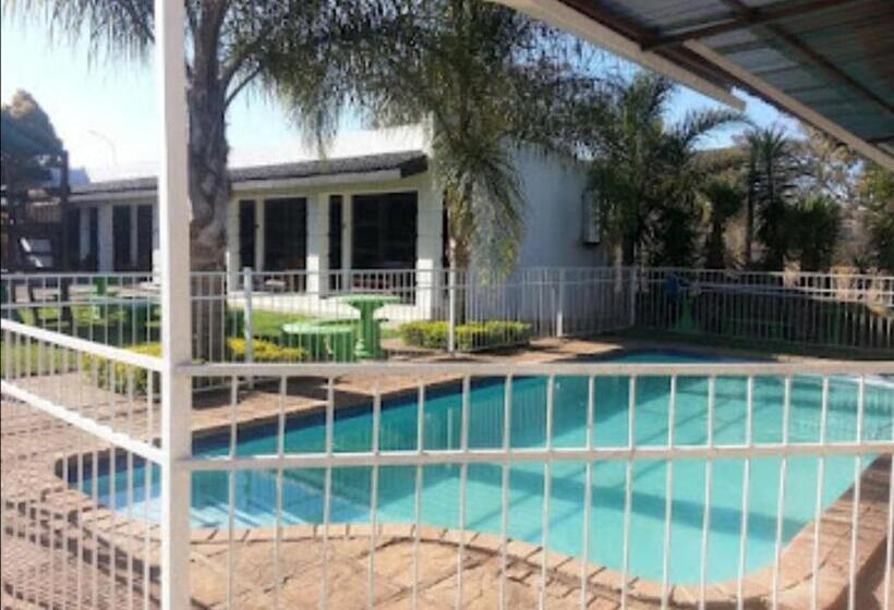 196 On Victoria Bed & Breakfast