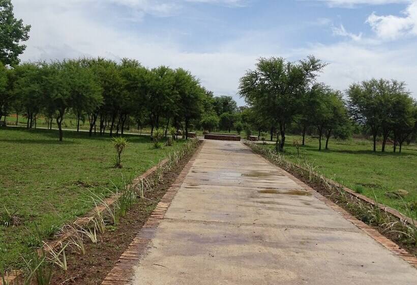 ホテル Hibon Lodge