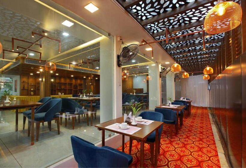 酒店 Harivaram Yuga