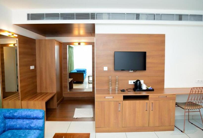 فندق Harivaram Yuga