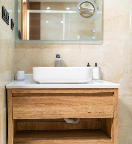 Lux Apartmán V Hoteli Akvamarín Bešenová