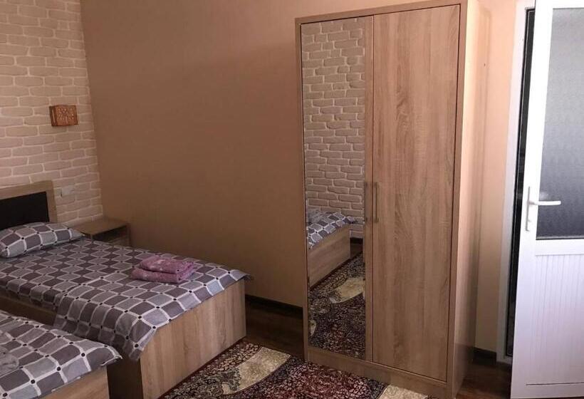 Пансион Sitora Star Guest House