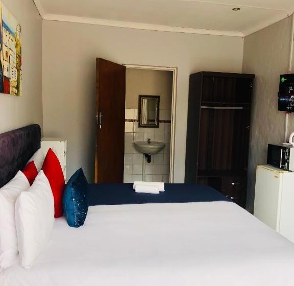 הוסטל Innoview Lodge