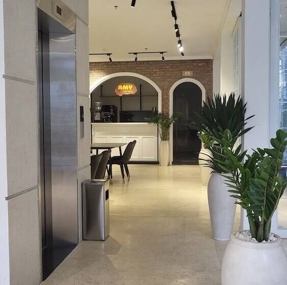 Amy Hotel And Apartment Hue