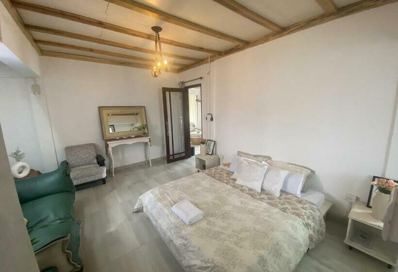 مبيت وإفطار Medom S Bnb