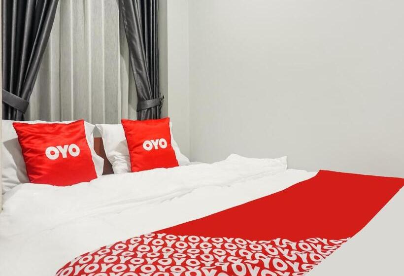 Отель Collection O 91226 M Kostel Syariah