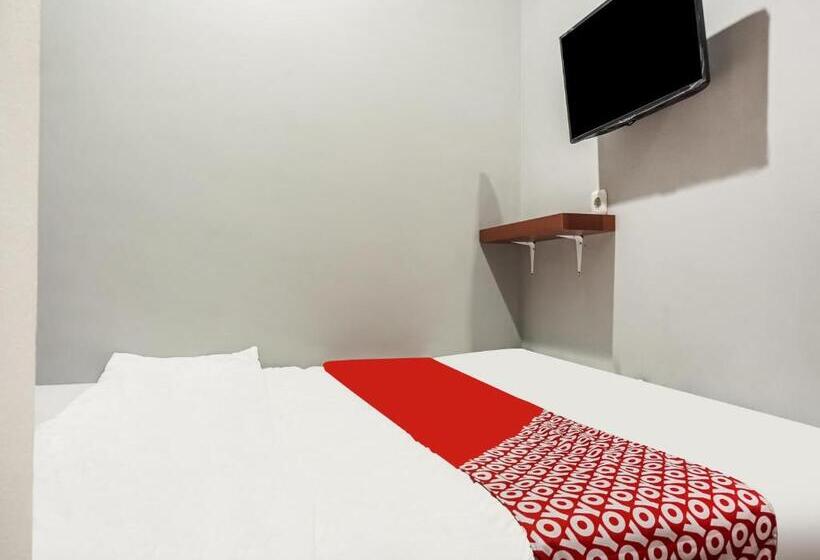 Отель Collection O 91226 M Kostel Syariah