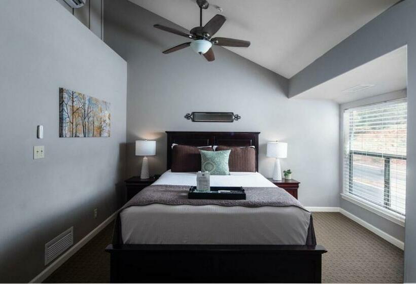 Отель Inn Above Oak Creek Sedona