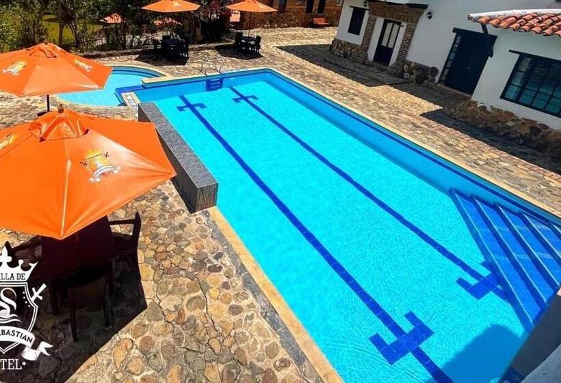 هتل La Villa De San Sebastian