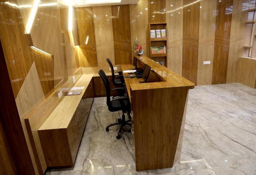 Отель Nova Pride