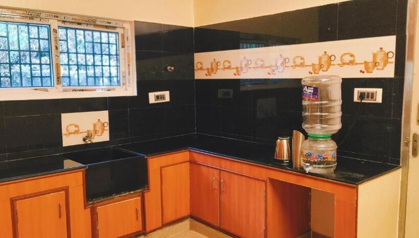 호텔 Royal Black Pepper Cottage