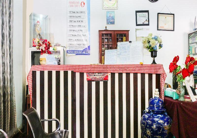 Spot On 91212 Hotel Kelimutu