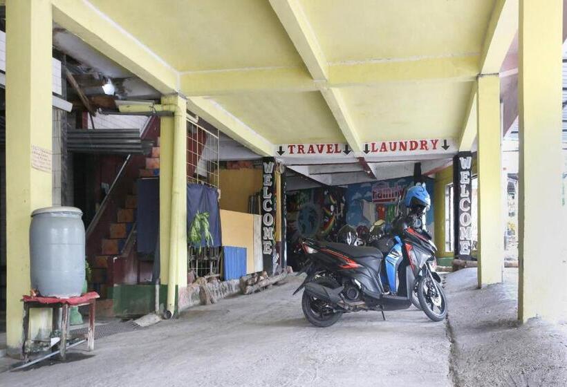 Spot On 91212 Hotel Kelimutu