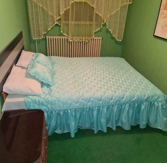 پانسیون Apartman Petrovaradin