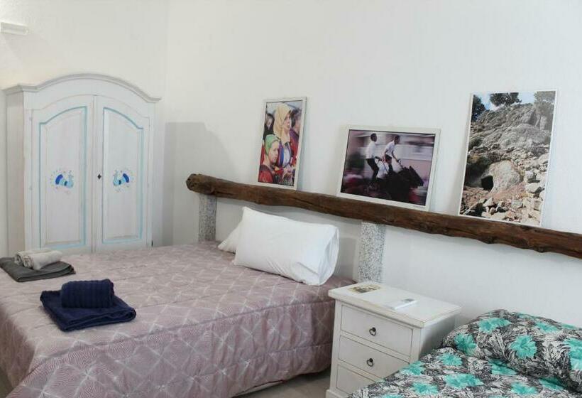 펜션 Bed And Breakfast Murales Orgosolo
