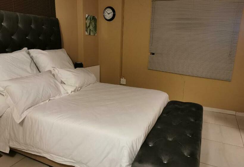 Пансион Lala Bush