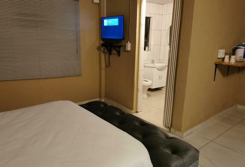 Пансион Lala Bush