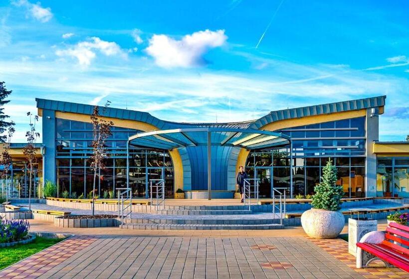 Пансион Penzión Quatro Ii 250m Od Kúpaliska