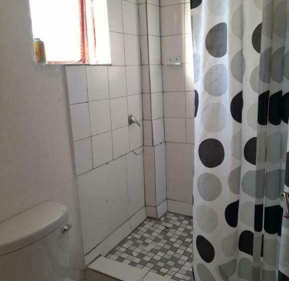 פנסיון Sunset Guesthouse   Mthatha