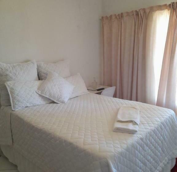 פנסיון Sunset Guesthouse   Mthatha