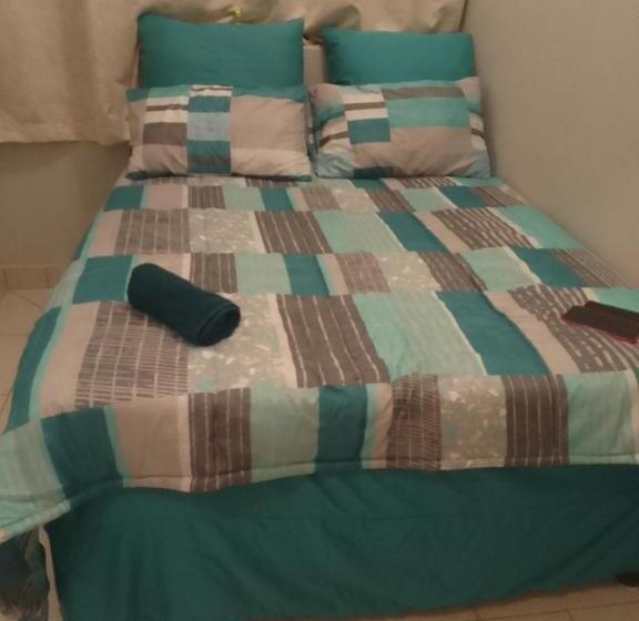 פנסיון Tl Yahweh Guest House