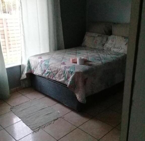 פנסיון Tl Yahweh Guest House