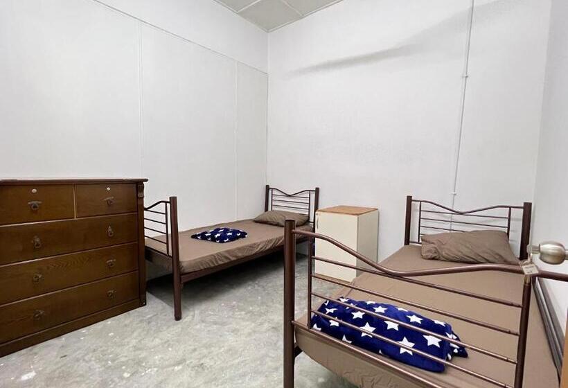 ユースホステル Jiaxin Dormitory Puteri Wangsa 家馨旅舍
