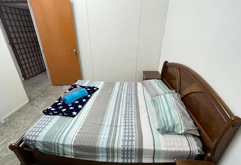 ユースホステル Jiaxin Dormitory Puteri Wangsa 家馨旅舍