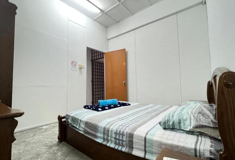 ユースホステル Jiaxin Dormitory Puteri Wangsa 家馨旅舍