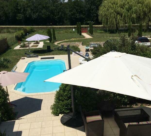 住宿加早餐  Calme Au Canal De Centre