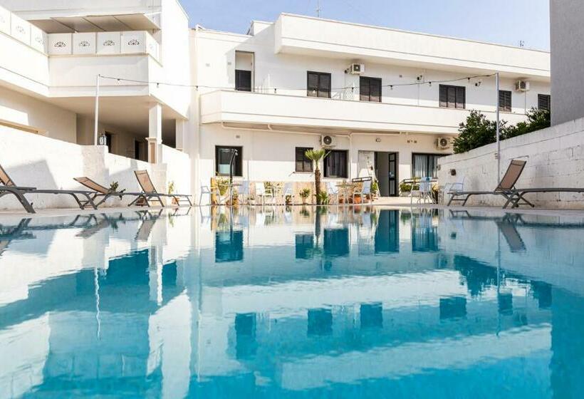 Bed and Breakfast La Gemma Del Salento Rooms&apartments