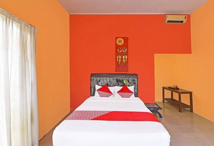 בית מלון כפרי Oyo 91191 Lovina Dolphin Lodge