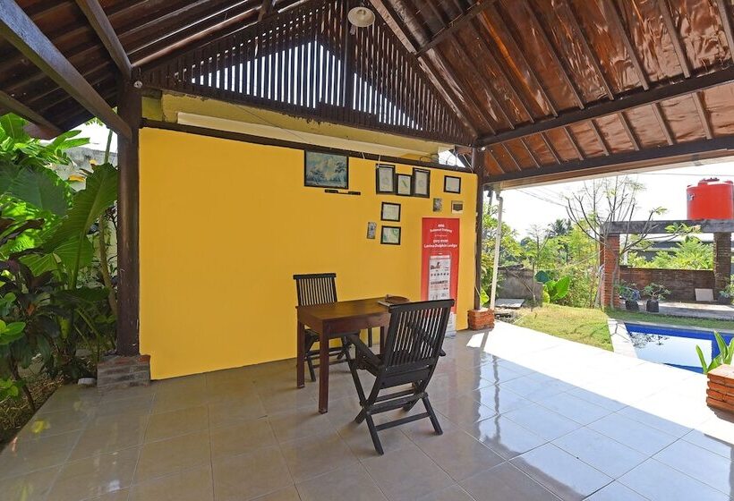 בית מלון כפרי Oyo 91191 Lovina Dolphin Lodge