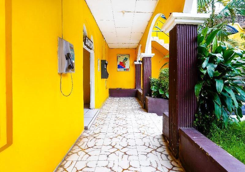 ホテル Spot On 91185 Paseban House