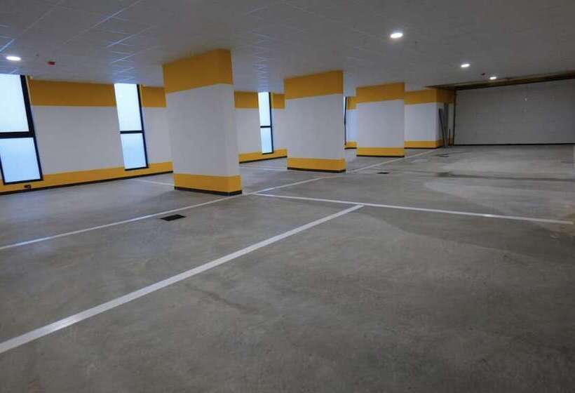 فندق Yacht Premium