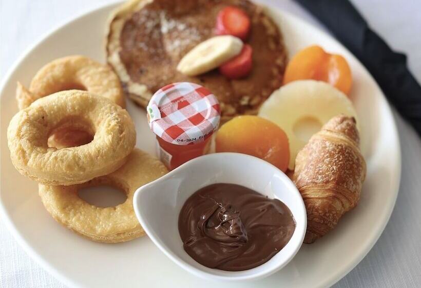 فندق Yacht Premium