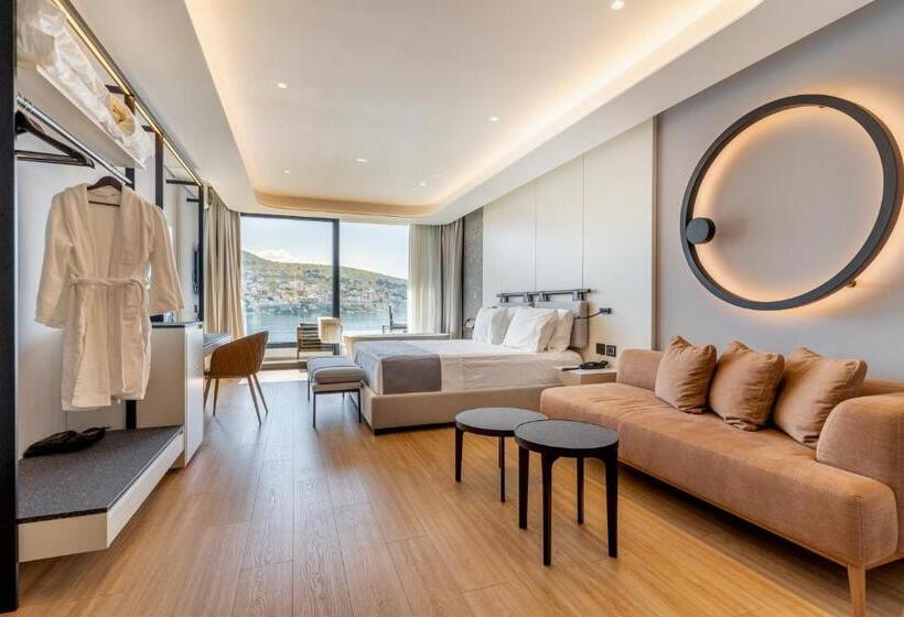 فندق Yacht Premium